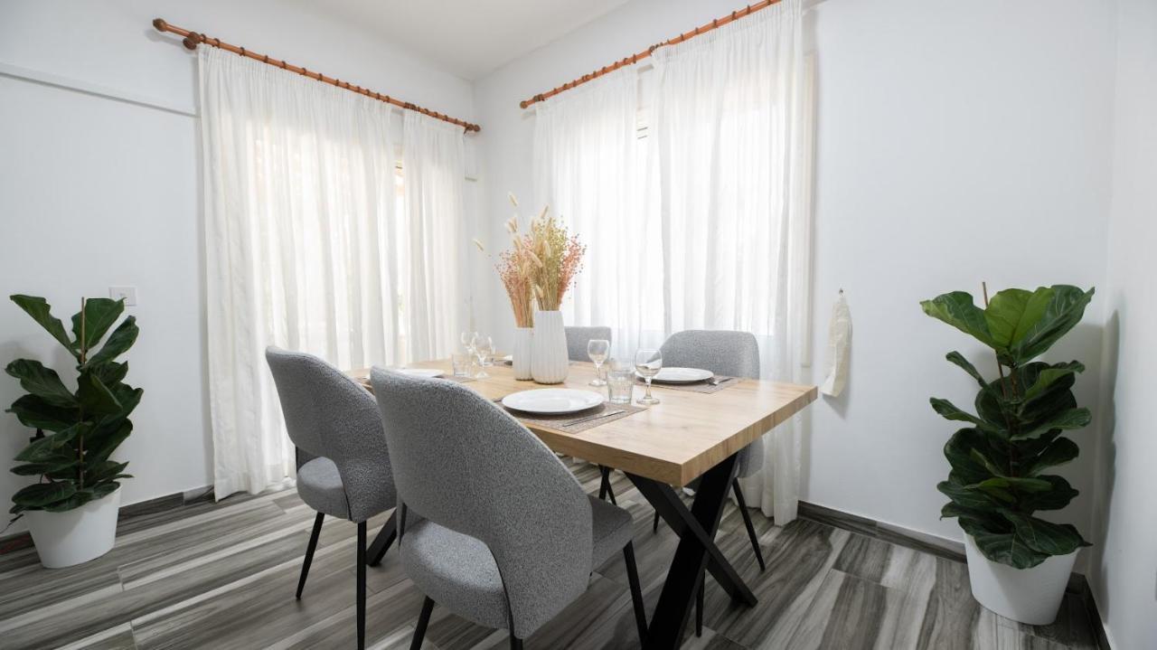 Beautiful Apartment In Harbour Paphos, Central & Close To Beach Extérieur photo